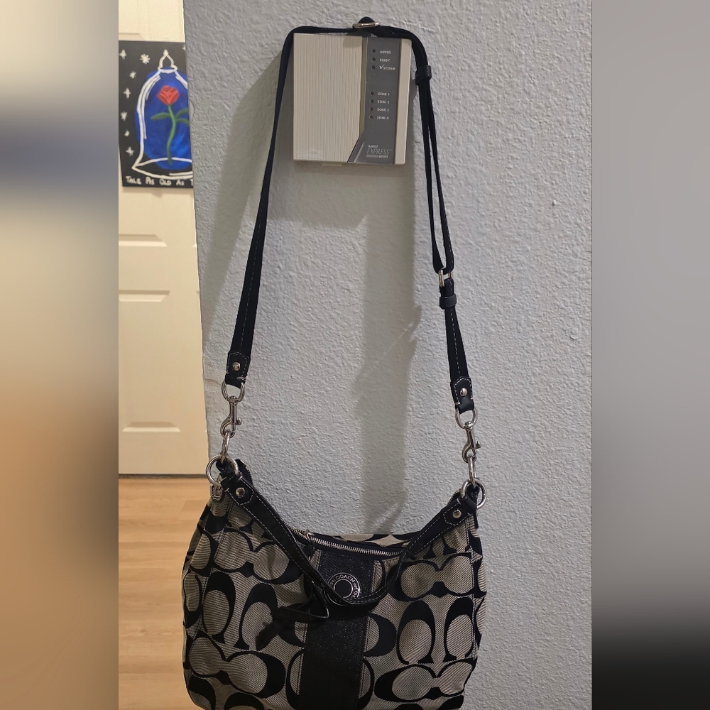 Stylish Black and Gray Shoulder Bag